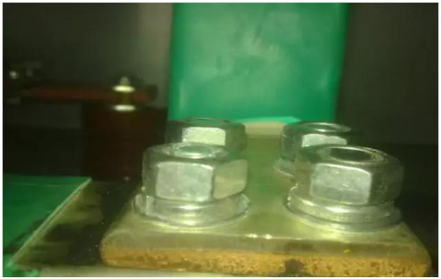 高壓開(kāi)關(guān)柜安裝過(guò)程及注意事項(xiàng)詳細(xì)說(shuō)明,有插圖,非常實(shí)用!