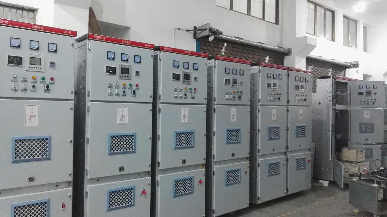 高壓開關(guān)柜時(shí)有多少個(gè)一次和二次電氣部件？